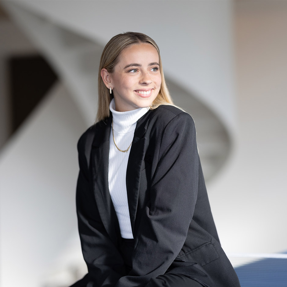 Sara Ristovska

Customer Service Consultant