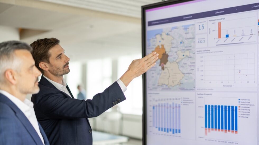 Competitor and trend analysis for real estate projects