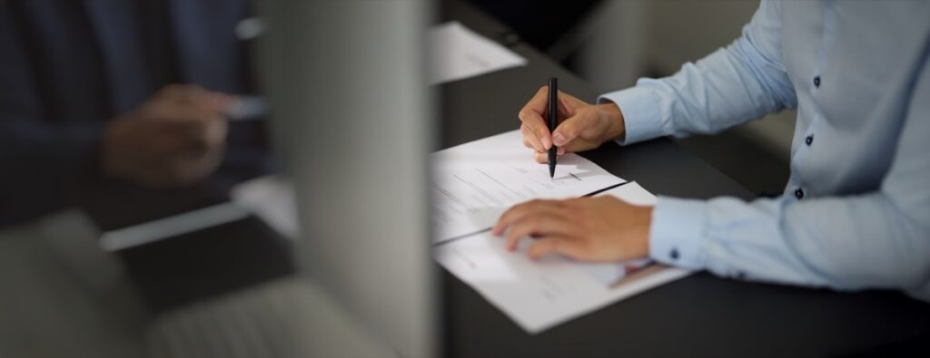 Consulenza per transazioni, tasse, imposte e leggi relative all’industria immobiliare